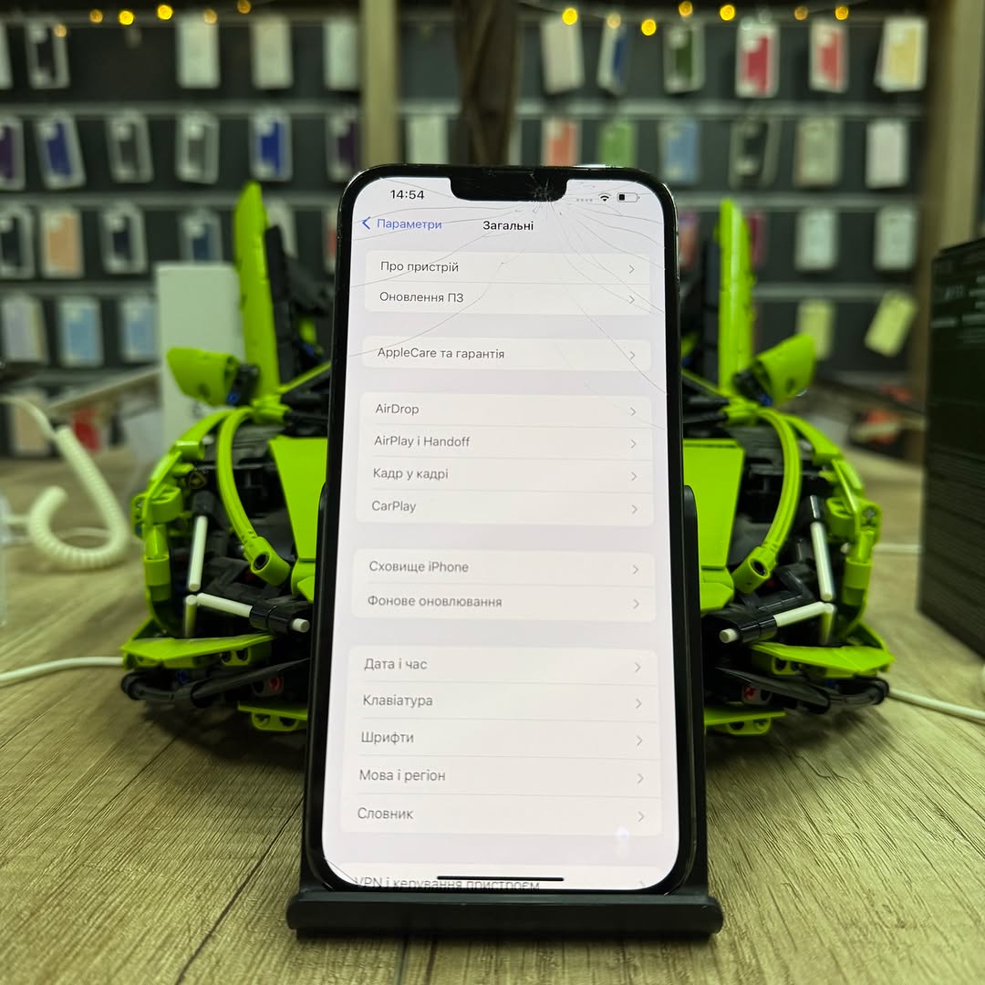 Проверка сенсора iPhone 13 Pro Max перед переклейкой стекла