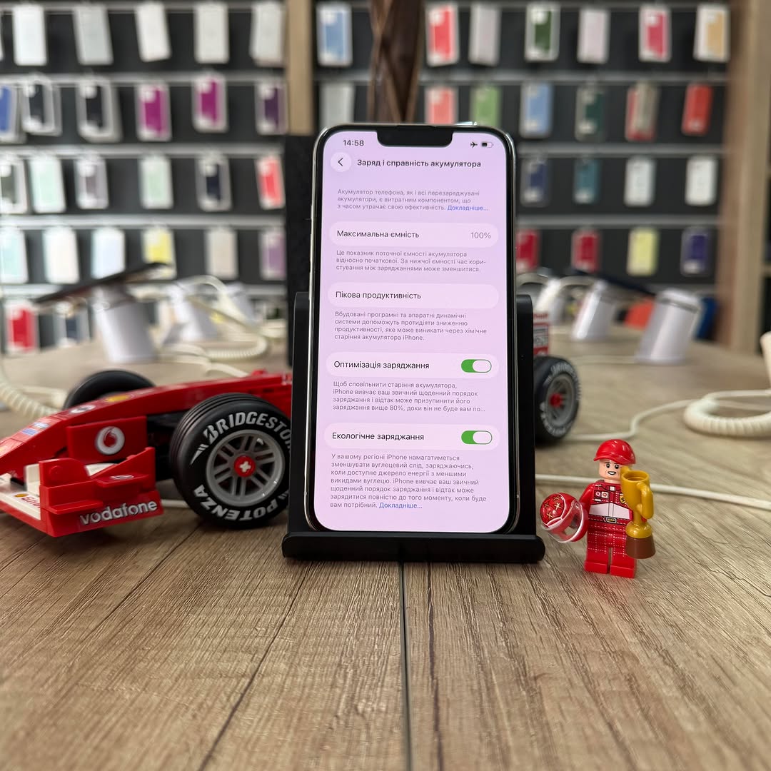 Замена аккумулятора iPhone 13 Pro в сервисе iXpert