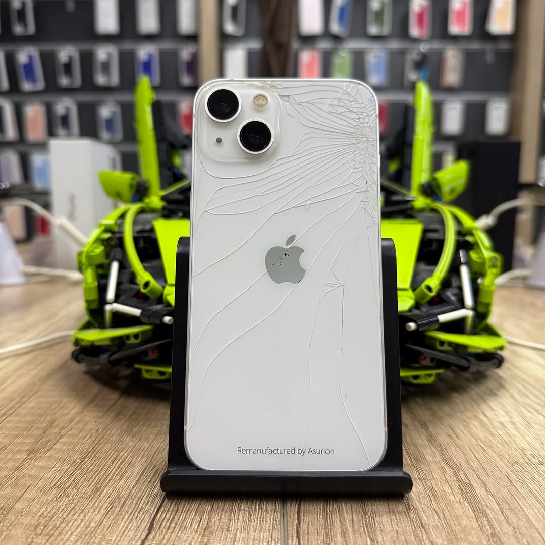 Замена заднего стекла на iPhone 13 в Харькове
