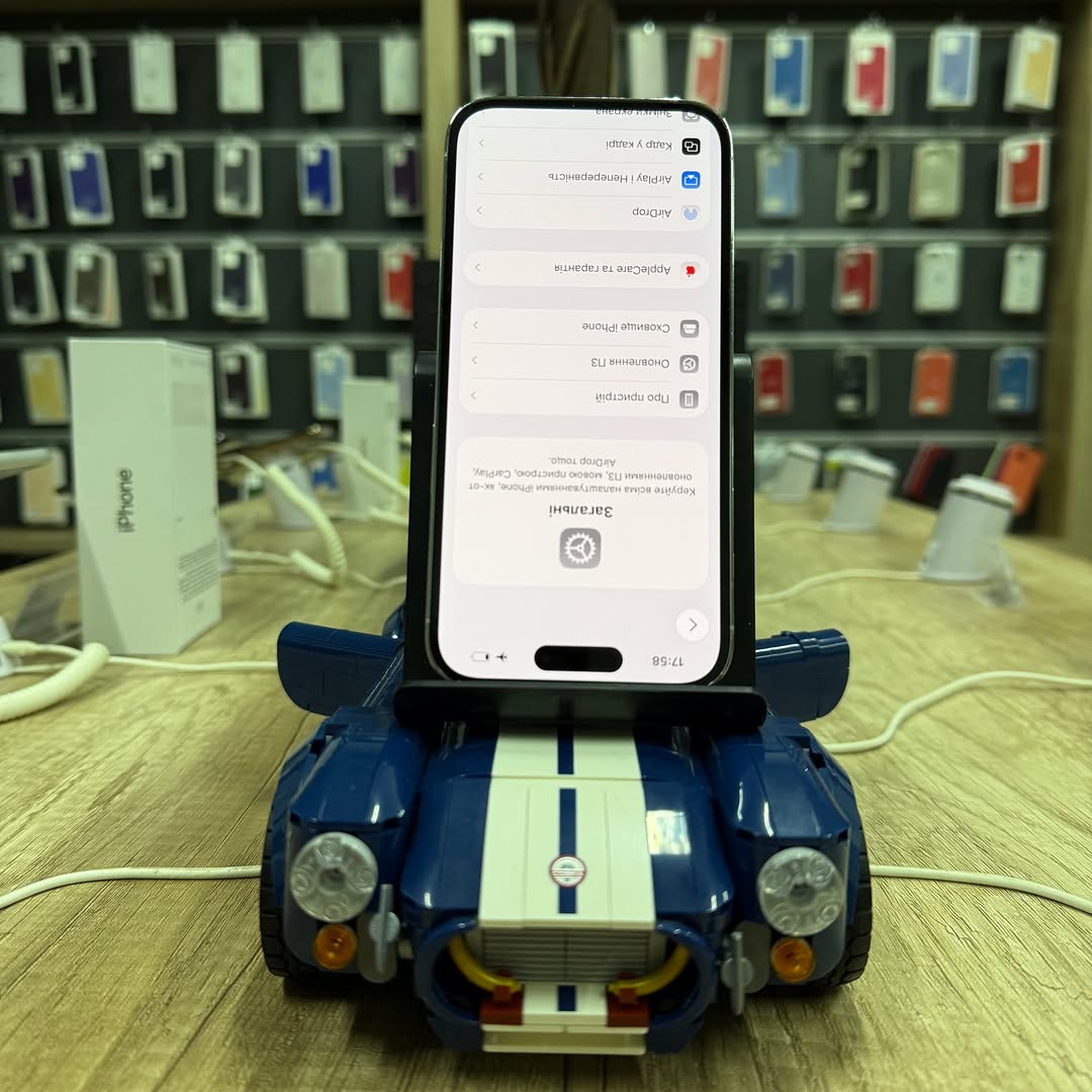 Экран iPhone 14 Pro после переклейки стекла