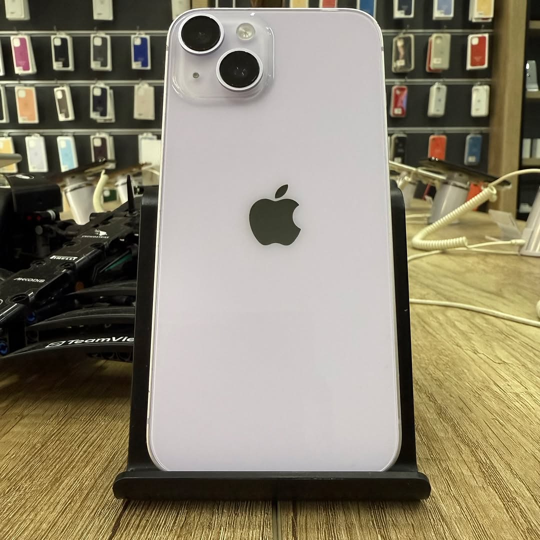 iPhone 14 после замены заднего стекла
