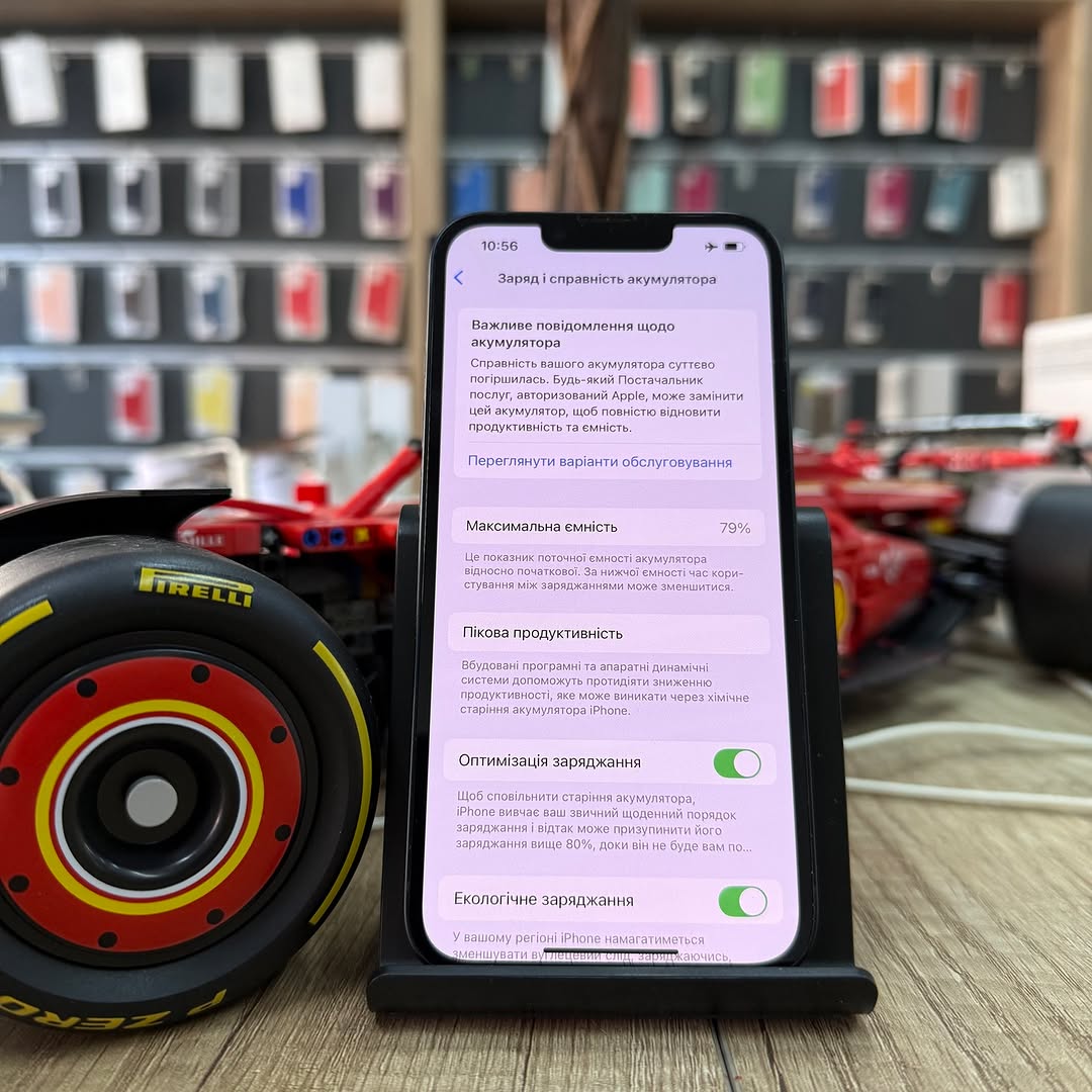 iPhone 14 с изношенной батареей до замены